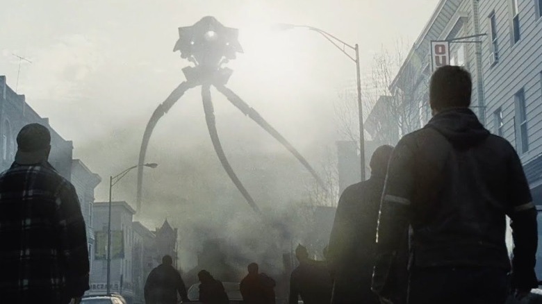 Aliens attacking War of the Worlds