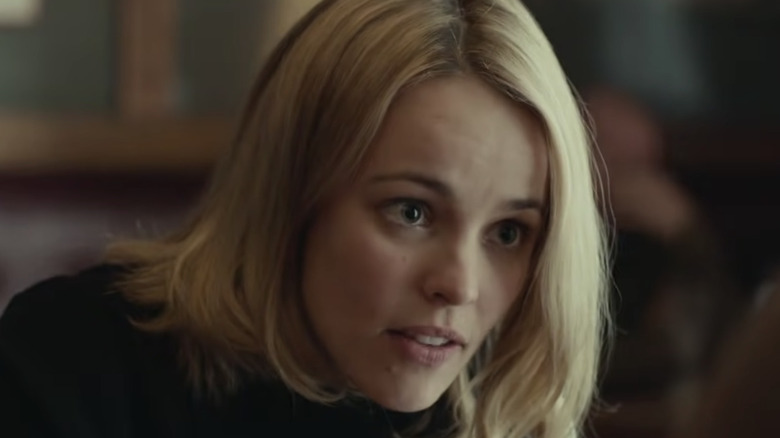 Rachel McAdams gazes up to side