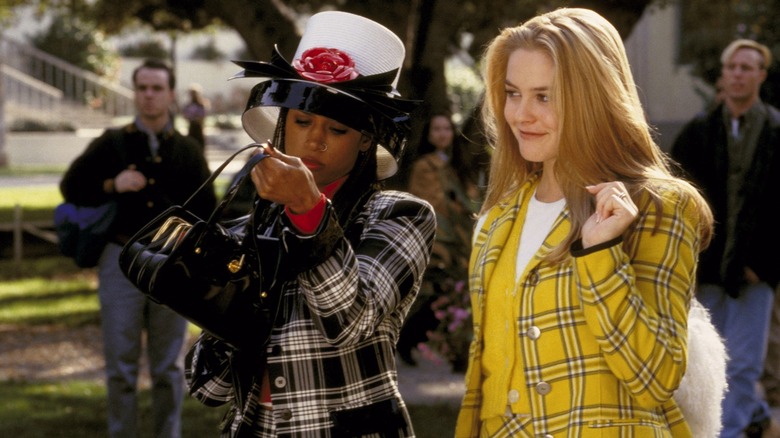 Cher and Dionne walking down the street