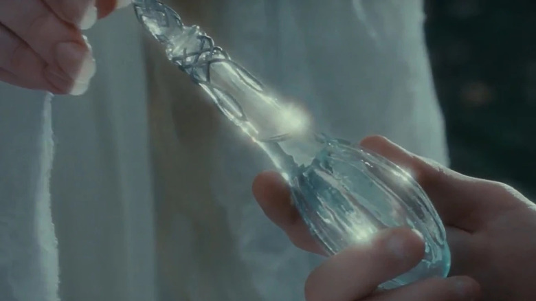 Galadriel gives Frodo the Light of Elendil