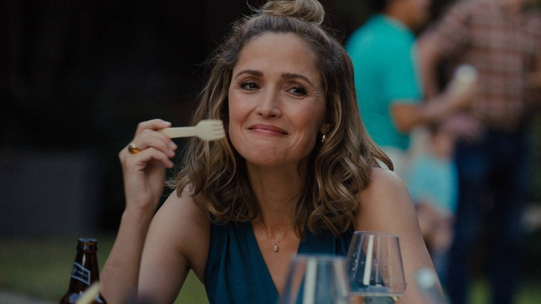 Rose Byrne eating