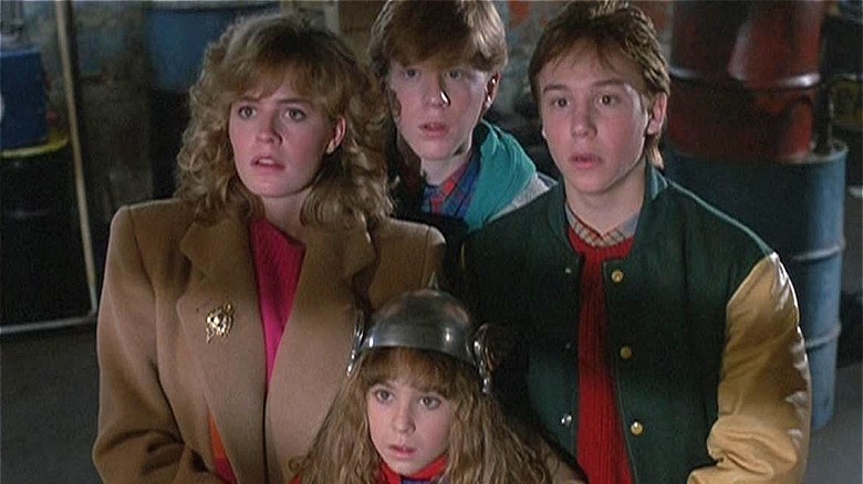 Elisabeth Shue and friends looking shocked