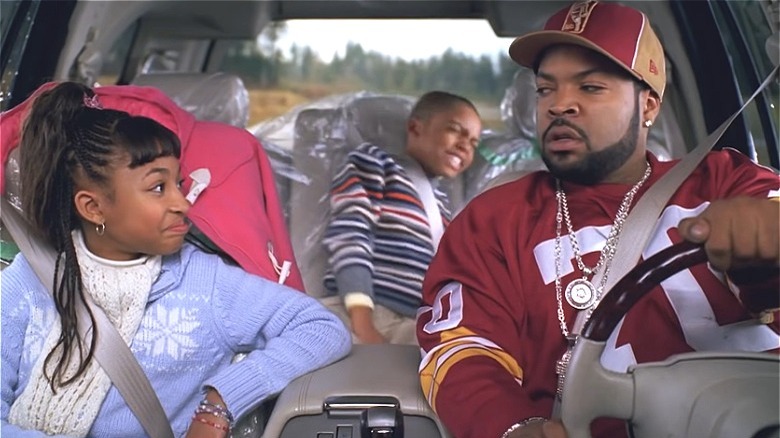 Ice Cube glares at kid in car