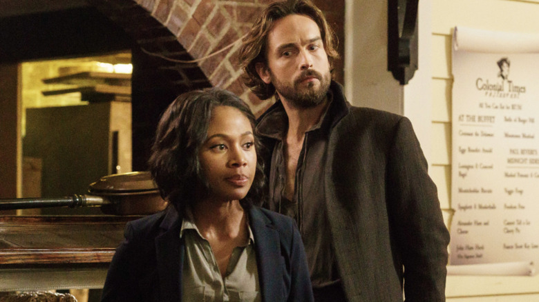 Ichabod and Abbie on the case