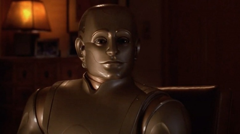 Robin Williams learns in "Bicentennial Man"