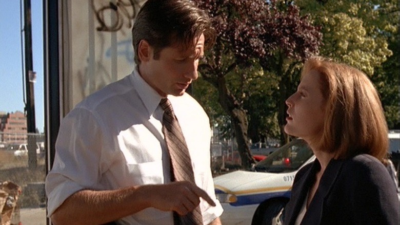 Mulder and Scully talking