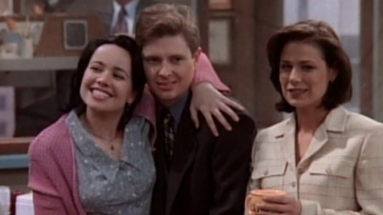 NewsRadio Dave and Lisa smile