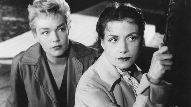 Simone Signoret and Véra Clouzot look up