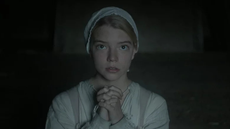 Anya Taylor-Joy prays