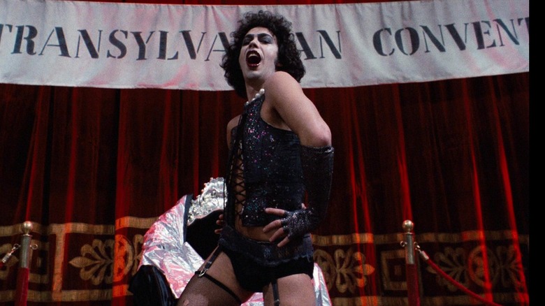 Dr. Frank-N-Furter sings