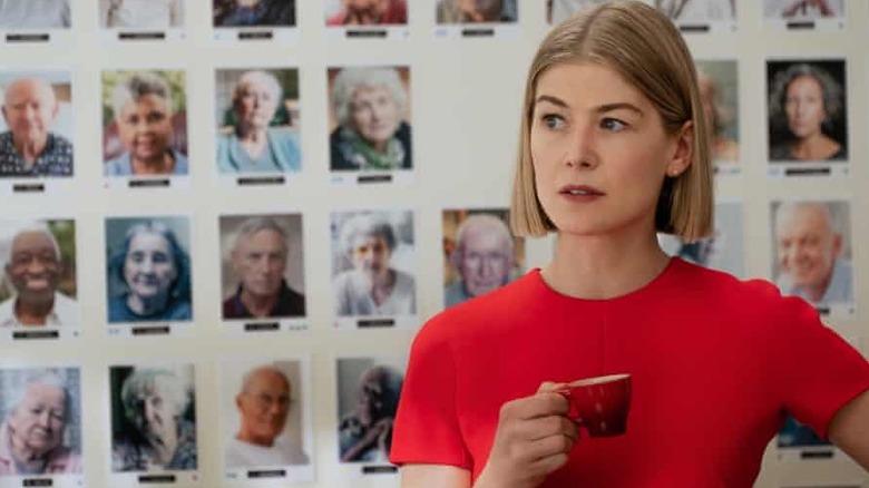 Rosamund Pike in I Care A Lot