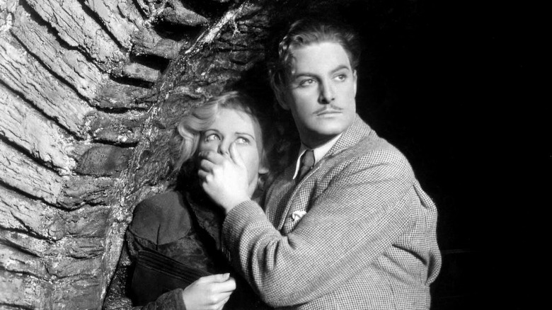 Robert Donat and Madeleine Carroll in The 39 Steps