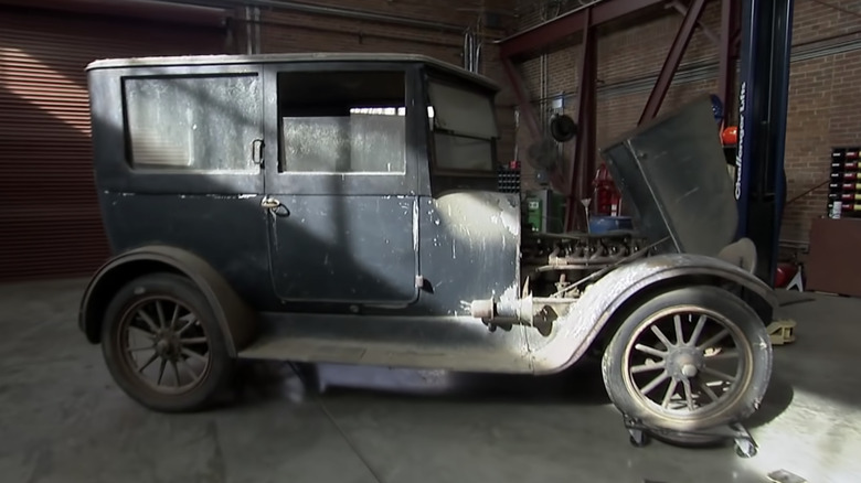 1919 Franklin car on American Pickers