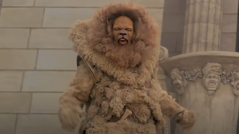 The Wiz's Cowardly Lion singing