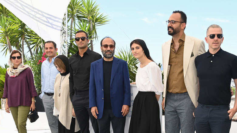 Asghar Farhadi and the cast of "A Hero" at Cannes 