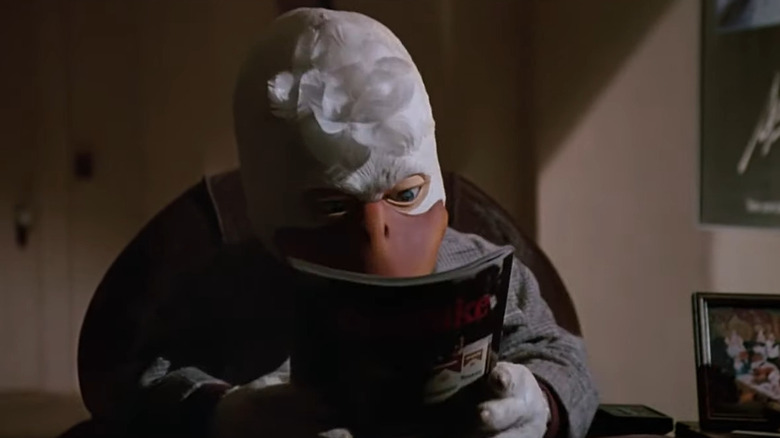 Howard the Duck reading Playduck