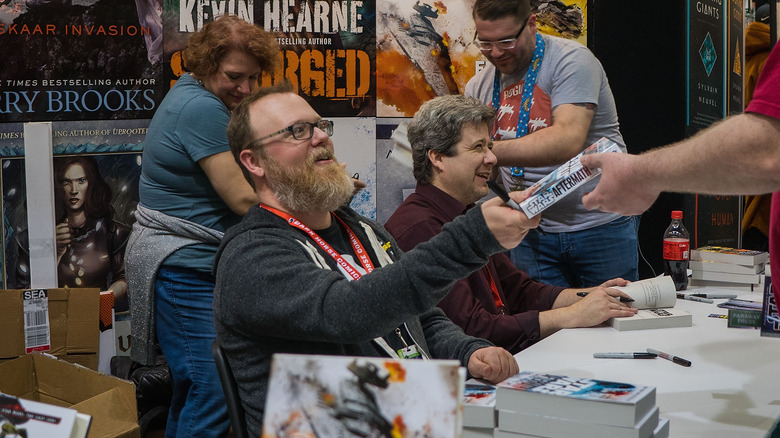 Chuck Wendig signing books