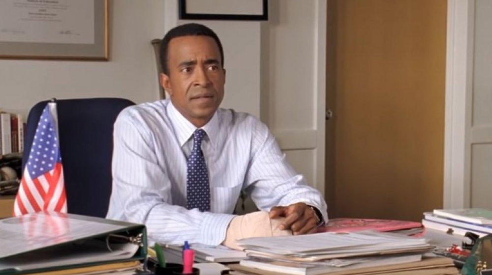 Tim Meadows as Principal Ron Duvall in Mean Girls