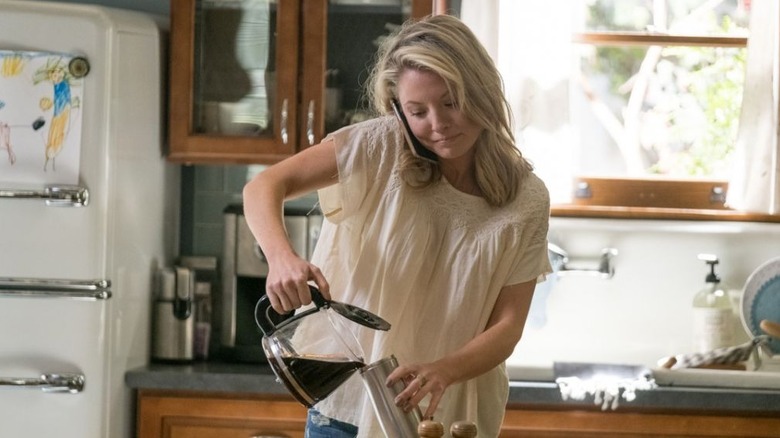 Jessie Caine pours out coffee in "Nashville"