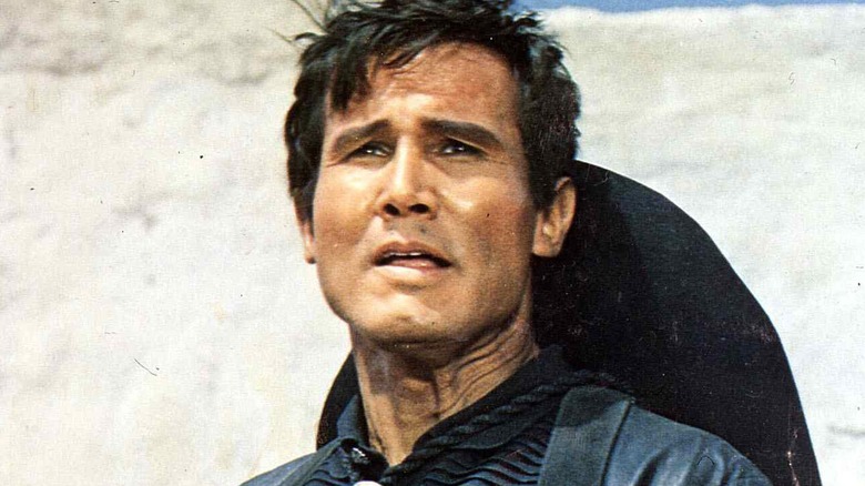 Henry Silva screencap