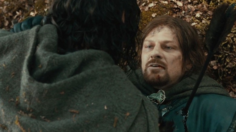 Boromir dying clutching Aragorn's shoulder