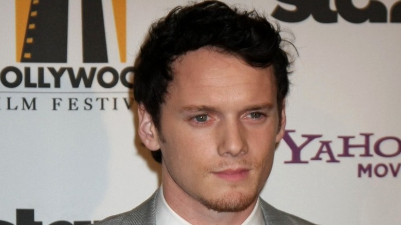 Anton Yelchin on red carpet