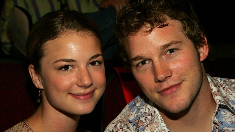 Emily VanCamp and Chris Pratt smiling