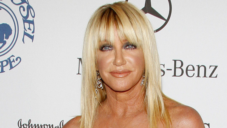 Suzanne Somers smiling