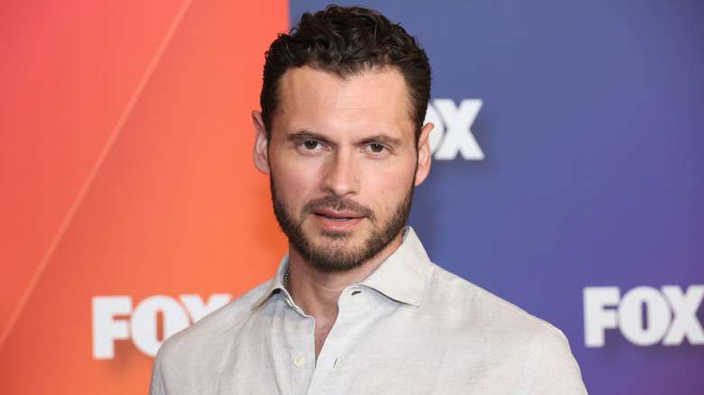 Adan Canto posing for photos