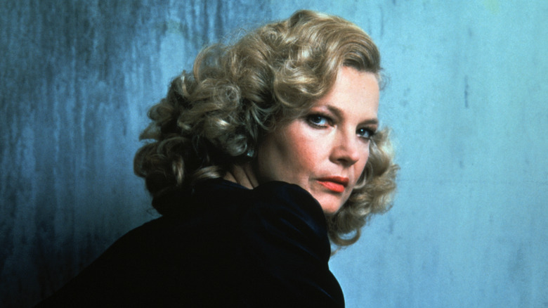 Gena Rowlands looking over shoulder