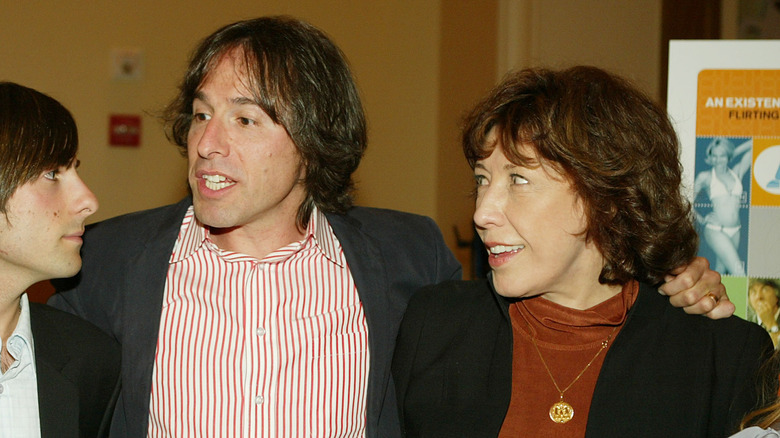 Jason Schwartzman, David O. Russell, and Lily Tomlin posing