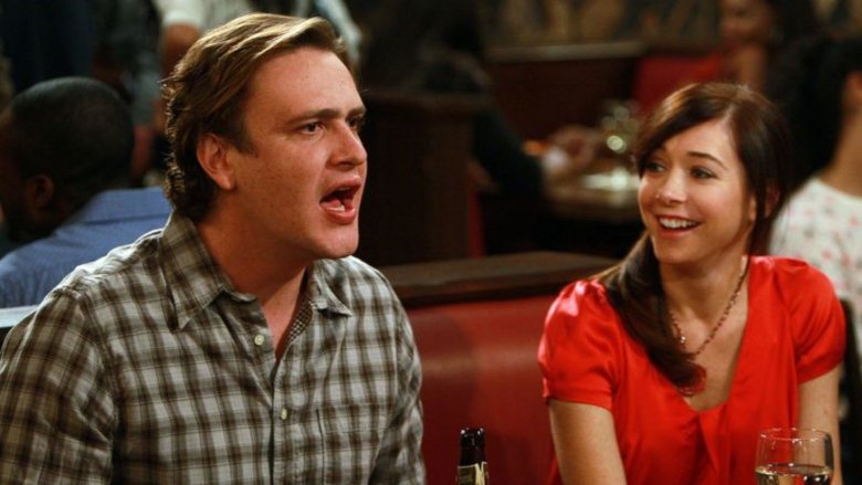 Alyson Hannigan and Jason Segel in How I Met Your Mother