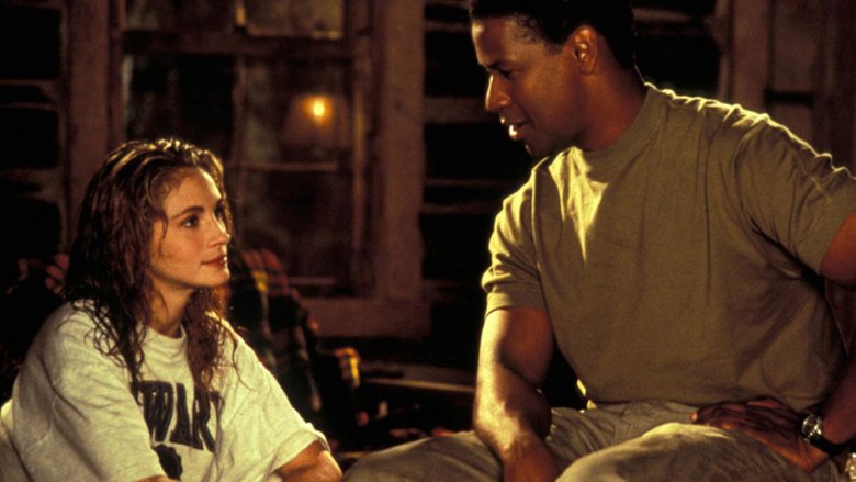 Julia Roberts and Denzel Washington in The Pelican Brief