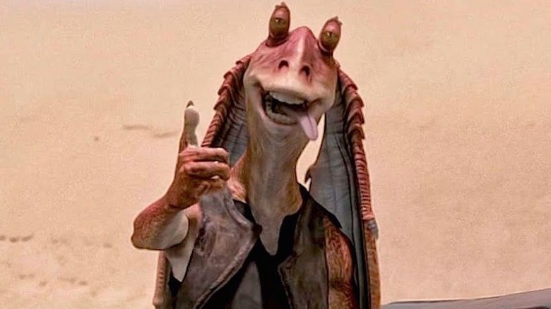 Jar Jar gives a thumbs up