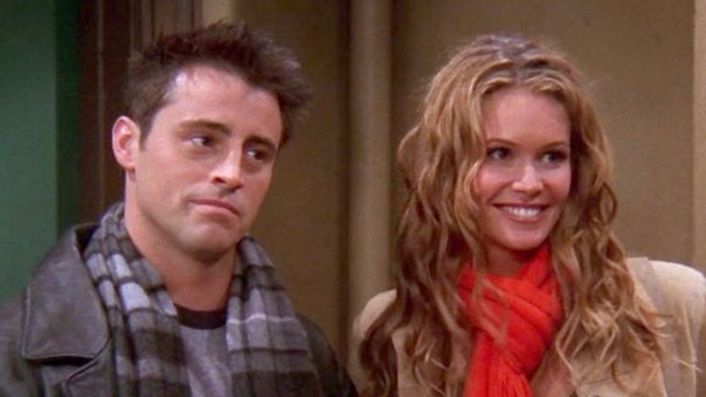 Elle Macpherson and Matt LeBlanc in Friends