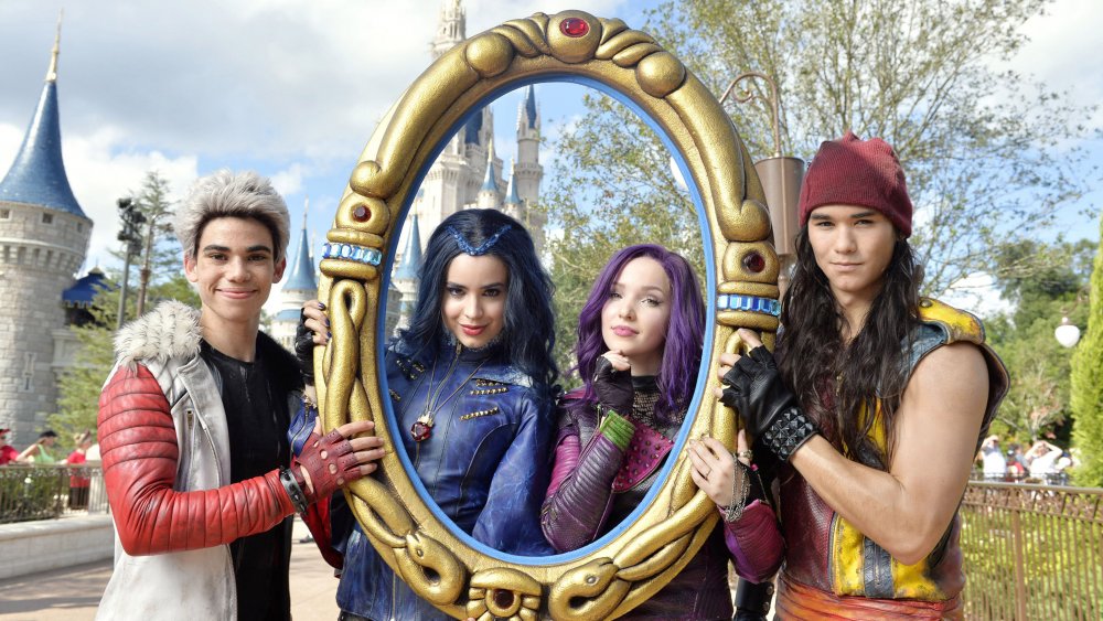 Descendants cast posing