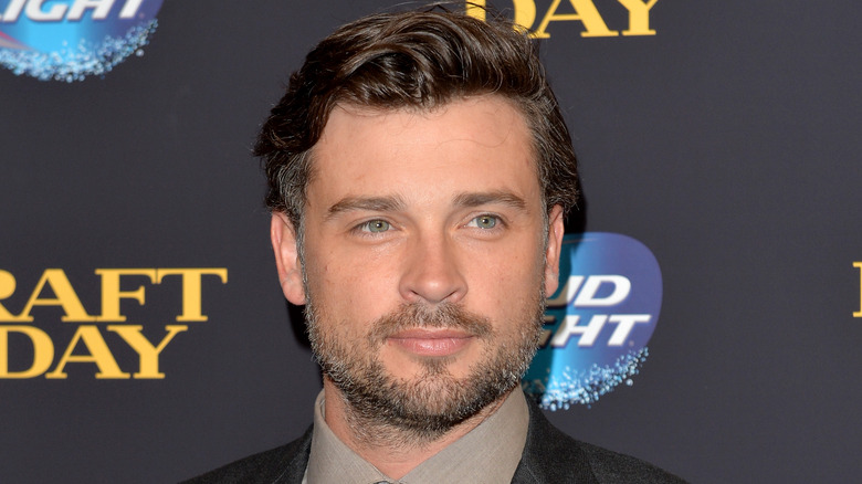 Tom Welling poses