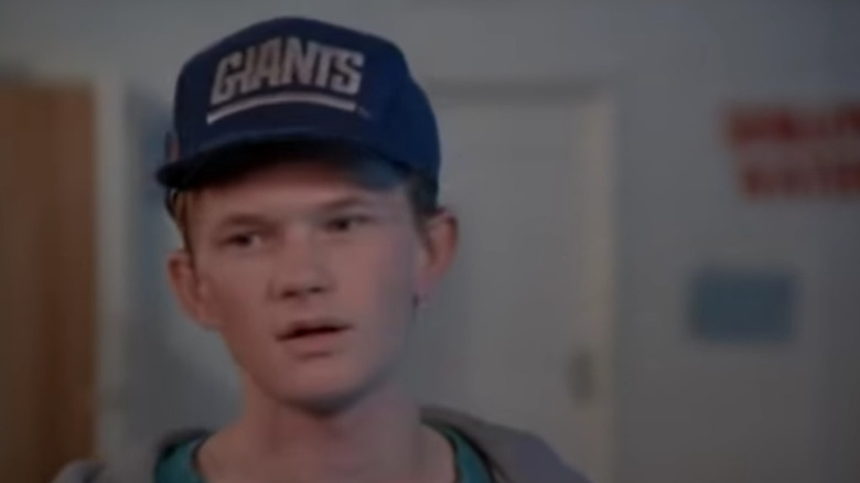 neil patrick harris wearing giants hat