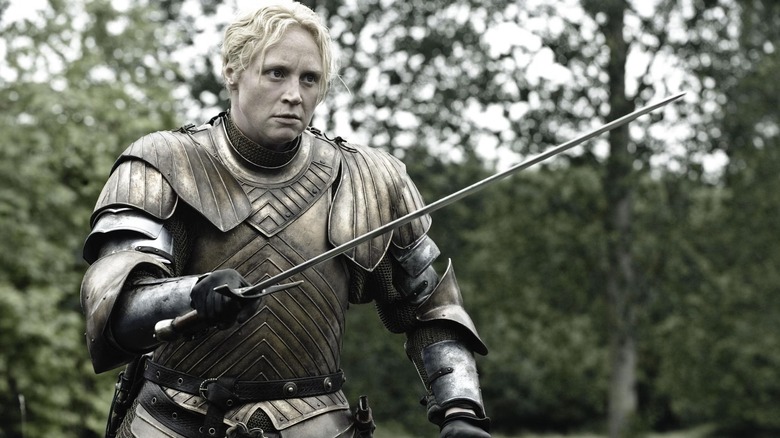 Brienne holding sword