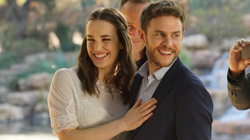 Elizabeth Henstridge as Jemma Simmons and Iain De Caestecker as Leo Fitz get married on Agents of S.H.I.E.L.D.