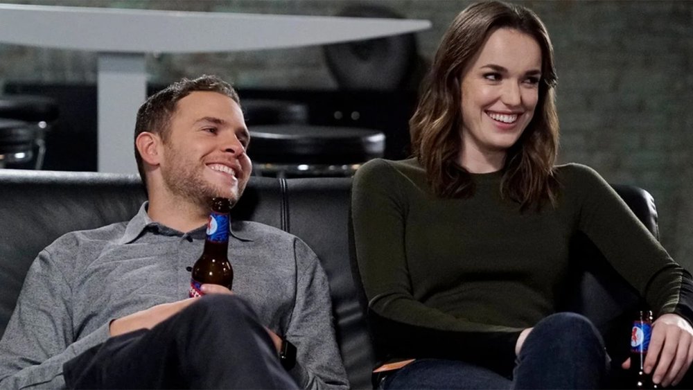 Ian De Castecker as Fitz and Elizabeth Henstridge as Simmons in Agents of S.H.I.E.L.D.