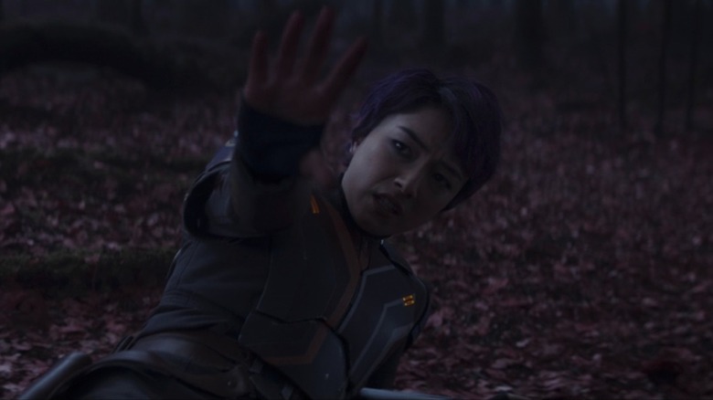 Sabine Wren throwing up hand