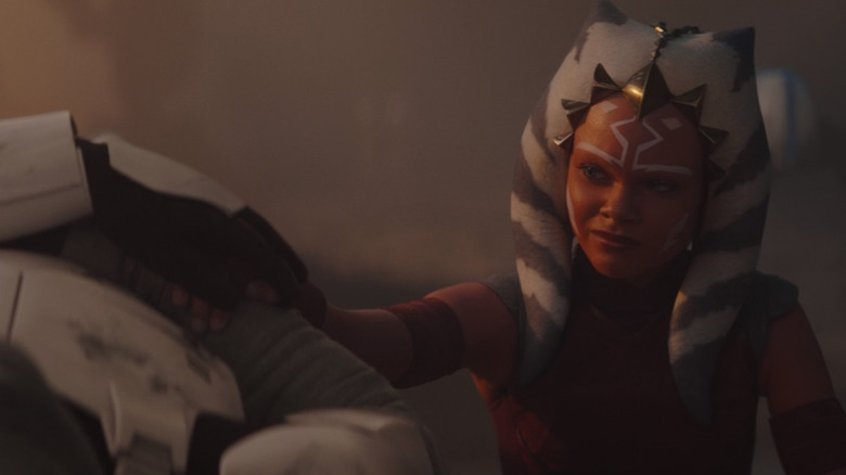 Ahsoka comforts a clone