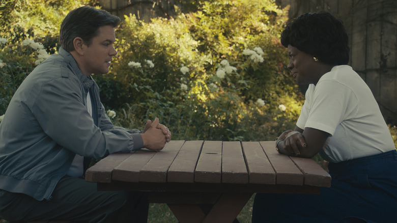 Sonny Vacarro and Deloris Jordan at picnic table