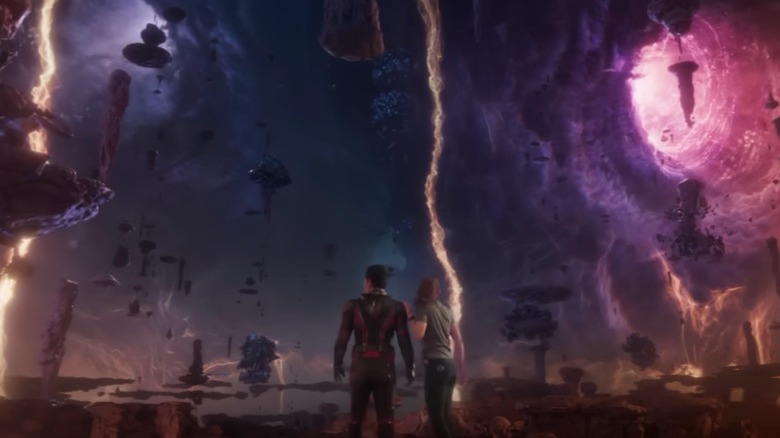 Scott and Cassie look at the Quantum Realm