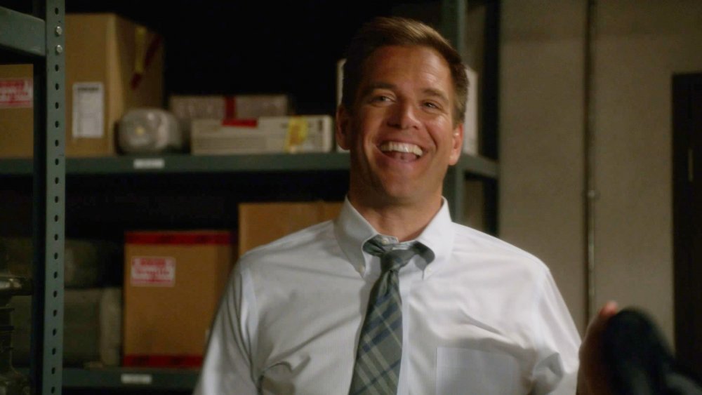 Michael Weatherly as Anthony DiNozzo, cracking a joke in NCIS