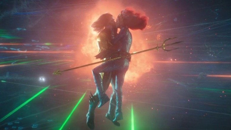 Aquaman and Mera kiss underwater