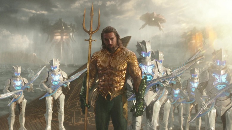 Aquaman prepares for battle