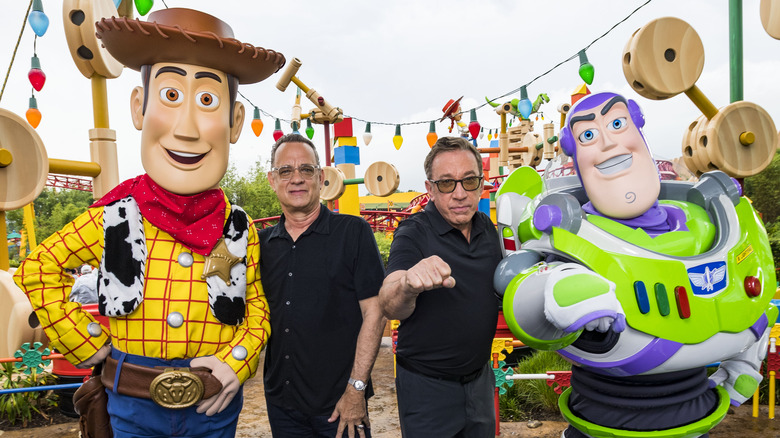 Hanks and Allen Woody Buzz mascots