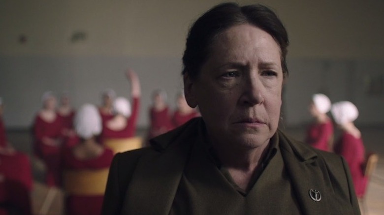 Aunt Lydia with Handmaids